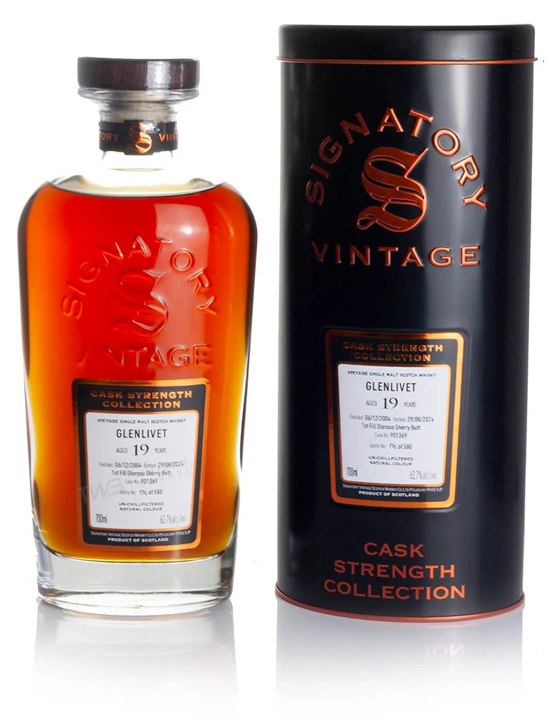 Glenlivet 19 Year Old 2004 Signatory Cask Strength